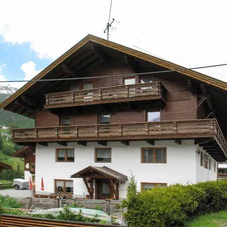 Haus Brunnenberg 590s *